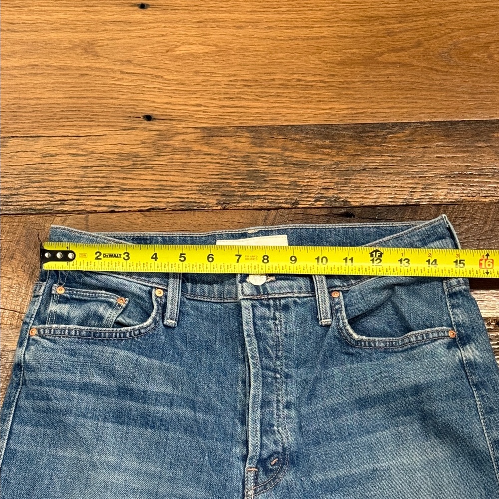 MOTHER 31 The Tomcat Kneeling on Stones Jeans - Picture 9 of 13